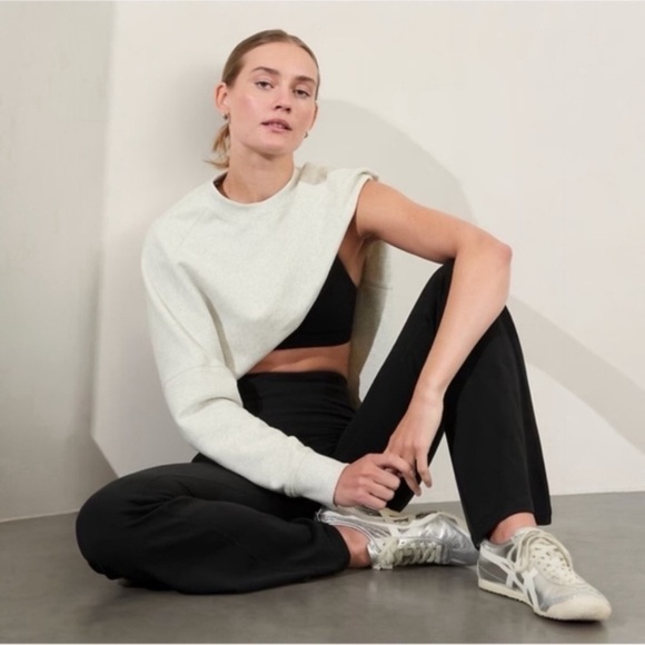 Athleta Salutation Stash Flare Pants Black High Rise New Yoga Gym Plus Size EUC - Picture 6 of 16